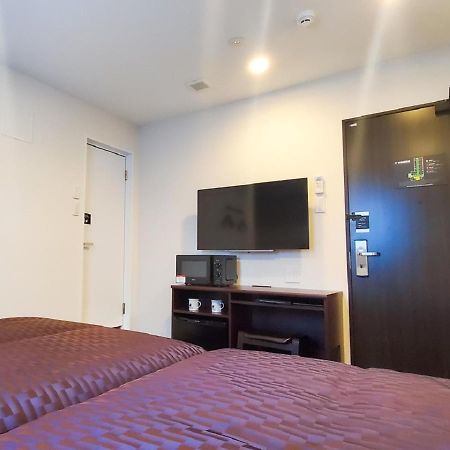 Hotel Livemax Yokohama Stadium Mae Exteriör bild